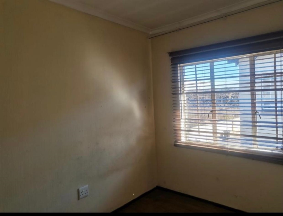 2 Bedroom Property for Sale in Germiston South Gauteng