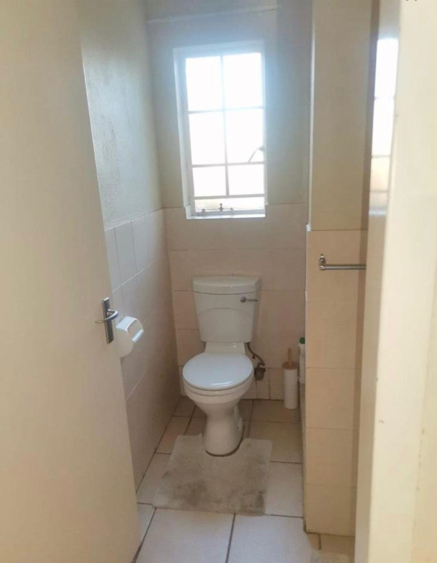 2 Bedroom Property for Sale in Germiston South Gauteng