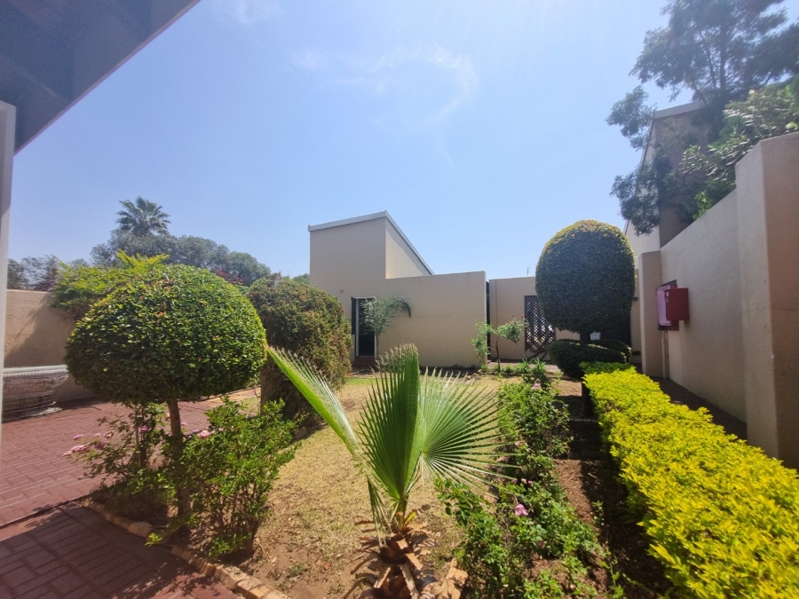 3 Bedroom Property for Sale in Bryanston Gauteng