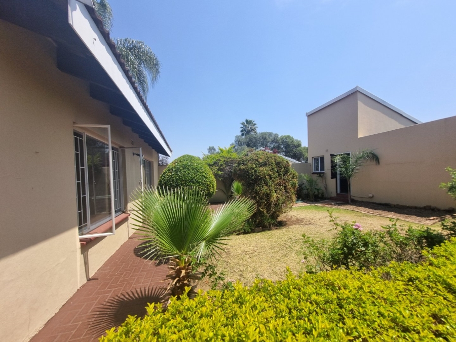 3 Bedroom Property for Sale in Bryanston Gauteng