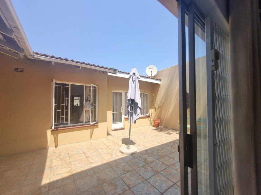 3 Bedroom Property for Sale in Bryanston Gauteng