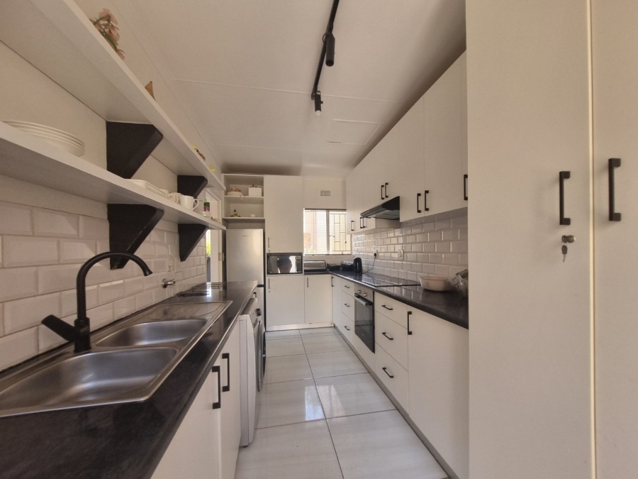 3 Bedroom Property for Sale in Bryanston Gauteng