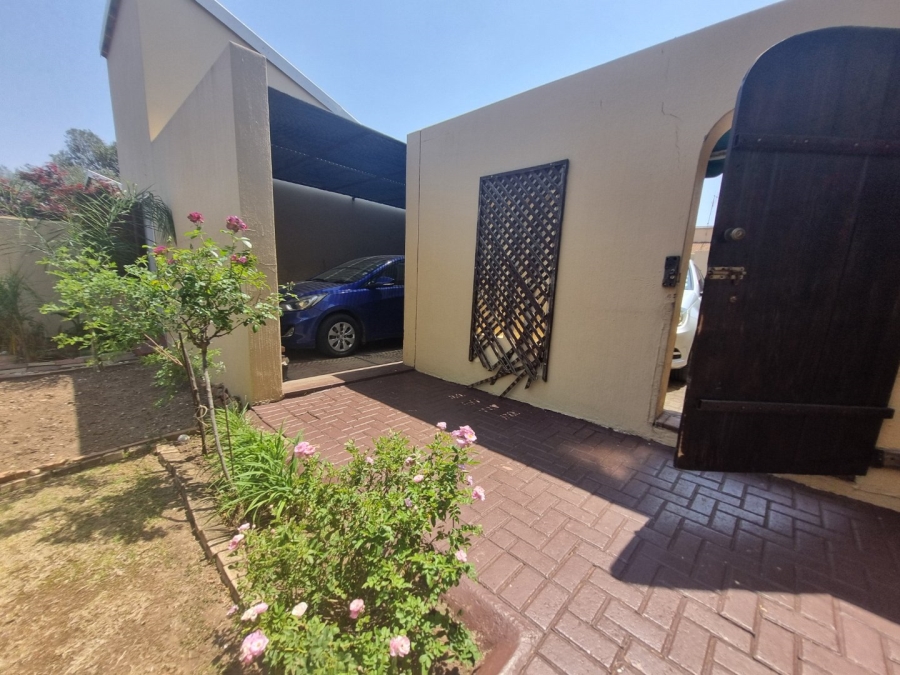 3 Bedroom Property for Sale in Bryanston Gauteng