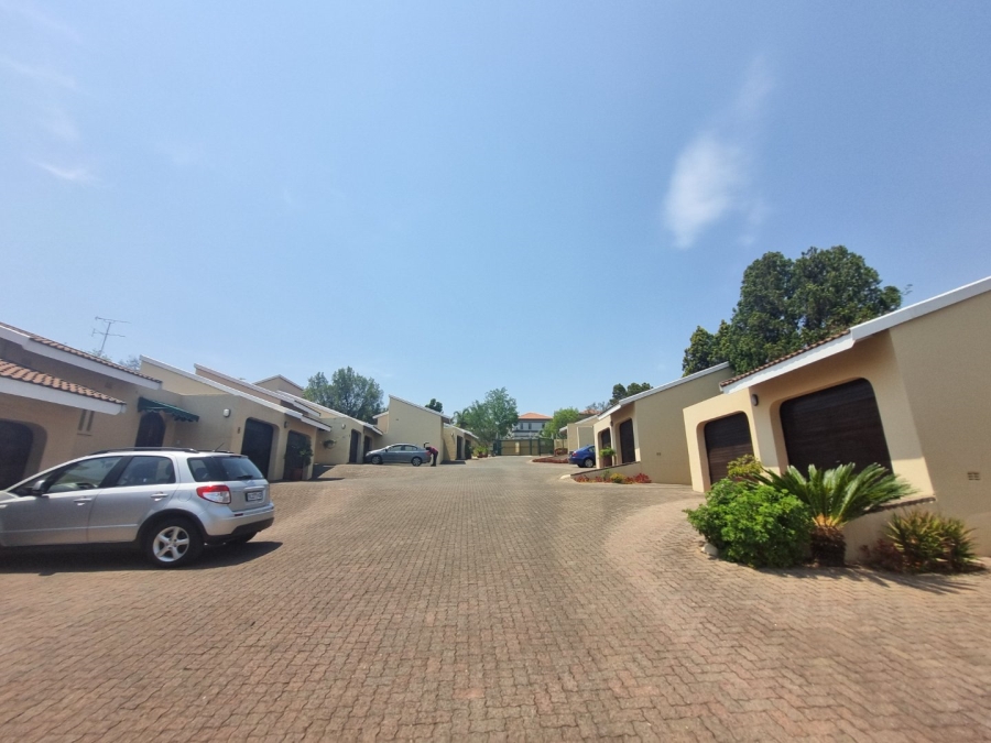 3 Bedroom Property for Sale in Bryanston Gauteng