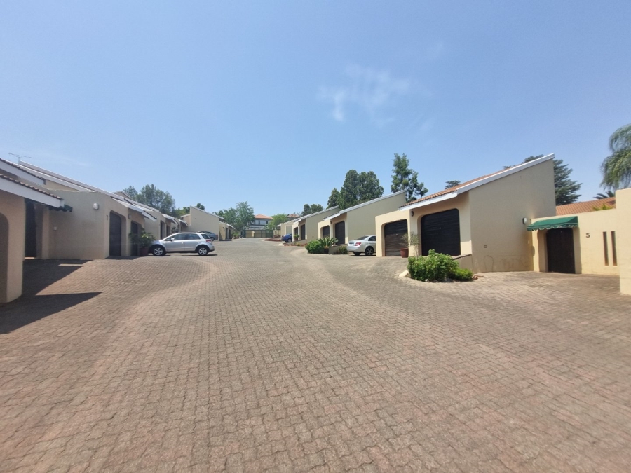 3 Bedroom Property for Sale in Bryanston Gauteng