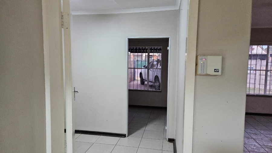 To Let 3 Bedroom Property for Rent in Witfield Gauteng