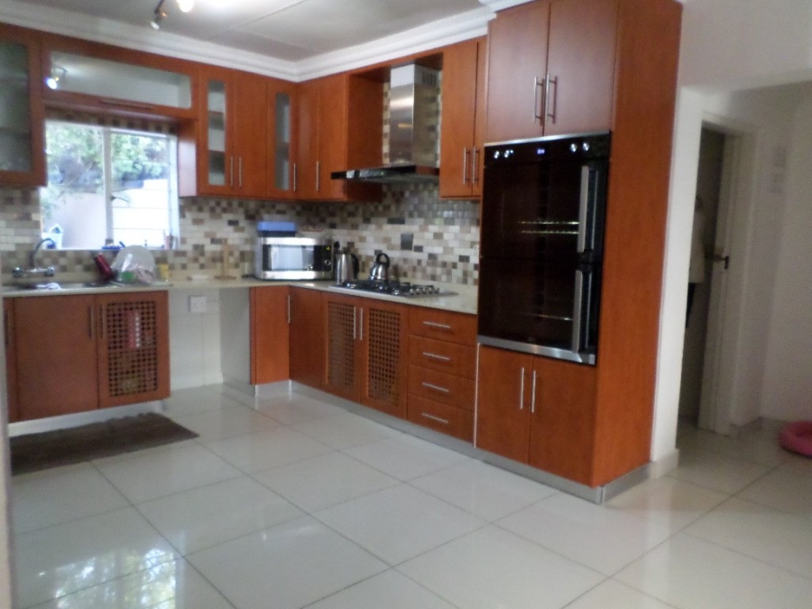 To Let 3 Bedroom Property for Rent in Bassonia Gauteng