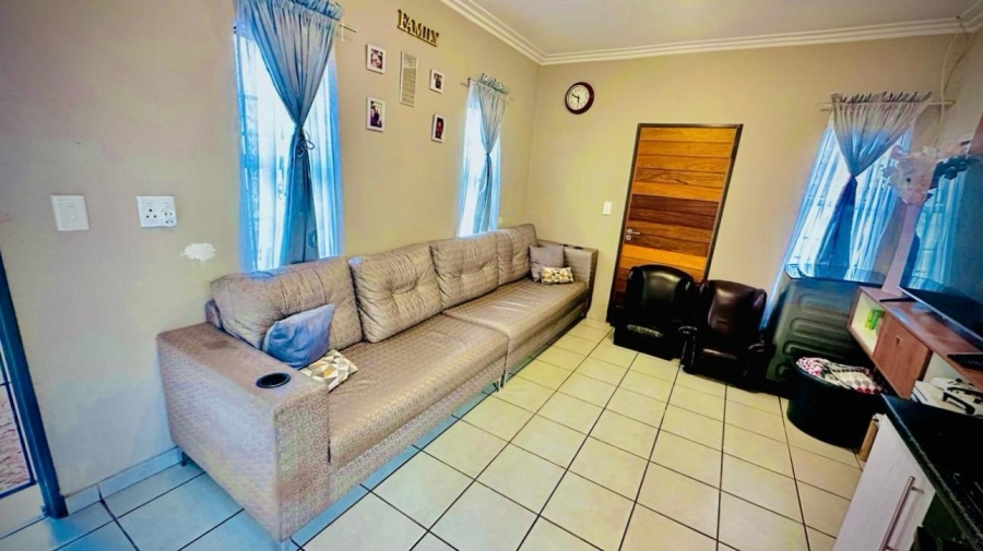 3 Bedroom Property for Sale in South Hills Gauteng