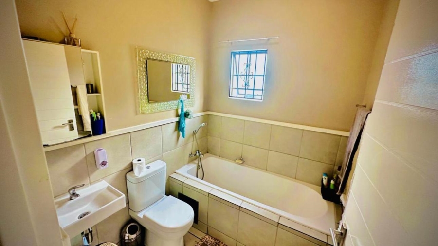 3 Bedroom Property for Sale in South Hills Gauteng