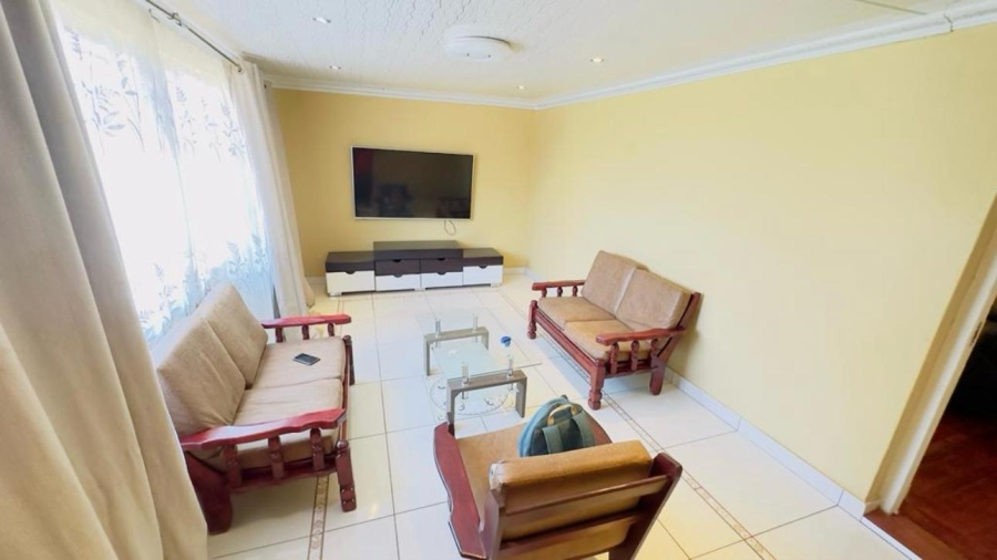 6 Bedroom Property for Sale in Solheim Gauteng