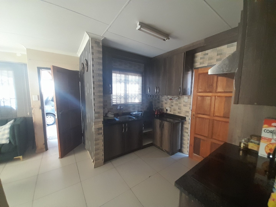 3 Bedroom Property for Sale in Soshanguve VV Gauteng