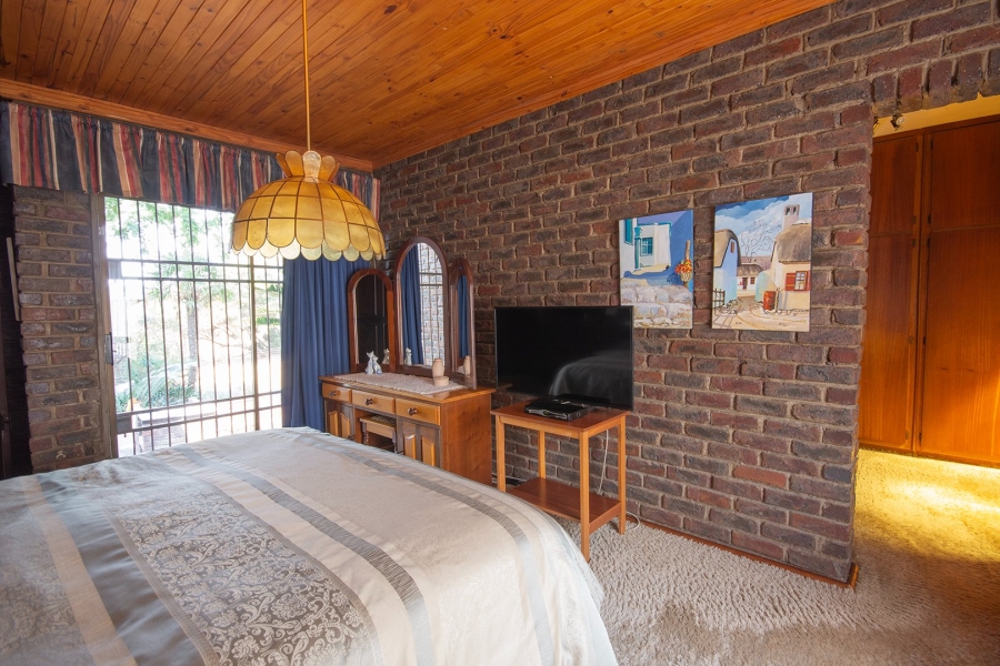 4 Bedroom Property for Sale in Overkruin Gauteng