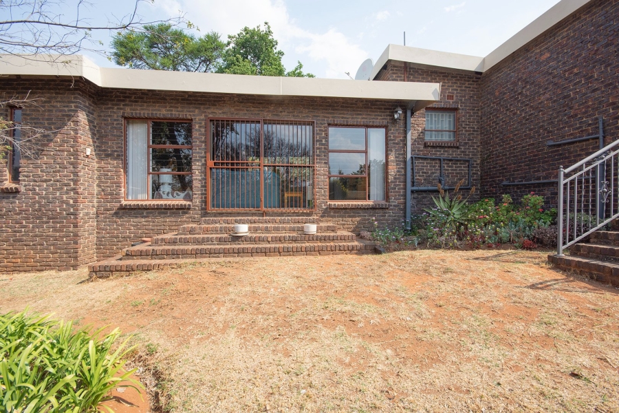 4 Bedroom Property for Sale in Overkruin Gauteng