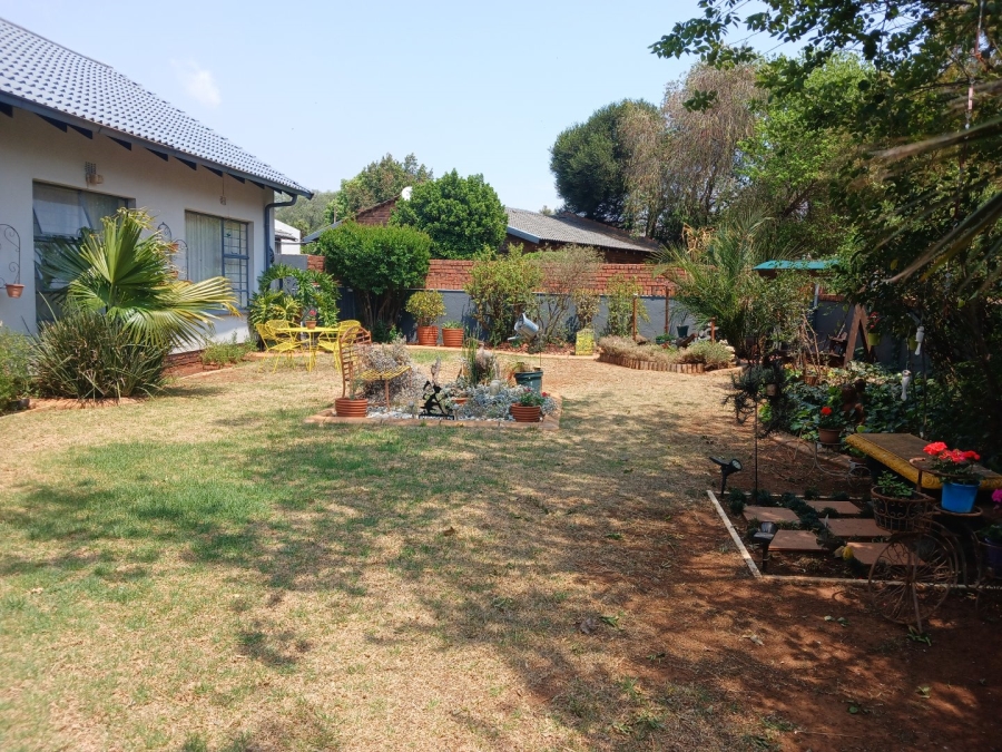 4 Bedroom Property for Sale in Mayberry Park Gauteng