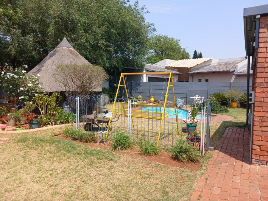 4 Bedroom Property for Sale in Mayberry Park Gauteng