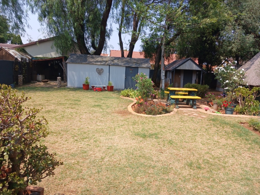 4 Bedroom Property for Sale in Mayberry Park Gauteng