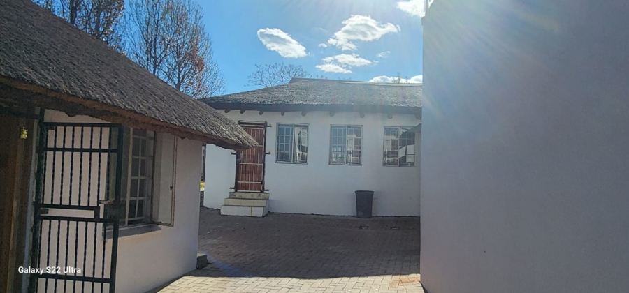 To Let 13 Bedroom Property for Rent in President Park Gauteng