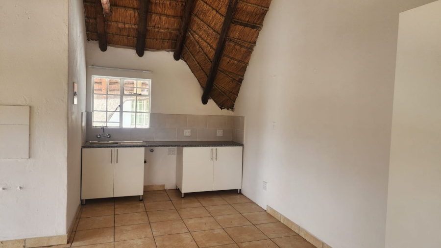 To Let 13 Bedroom Property for Rent in President Park Gauteng