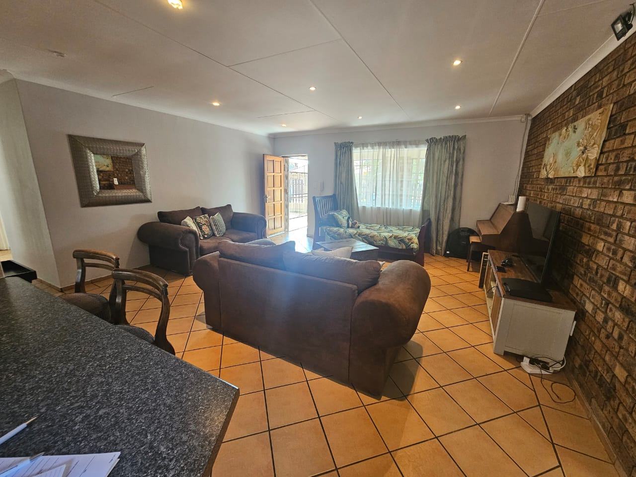 3 Bedroom Property for Sale in Helikonpark Gauteng