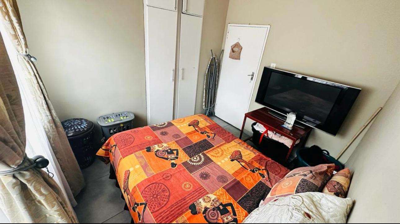 3 Bedroom Property for Sale in Roodekop Gauteng