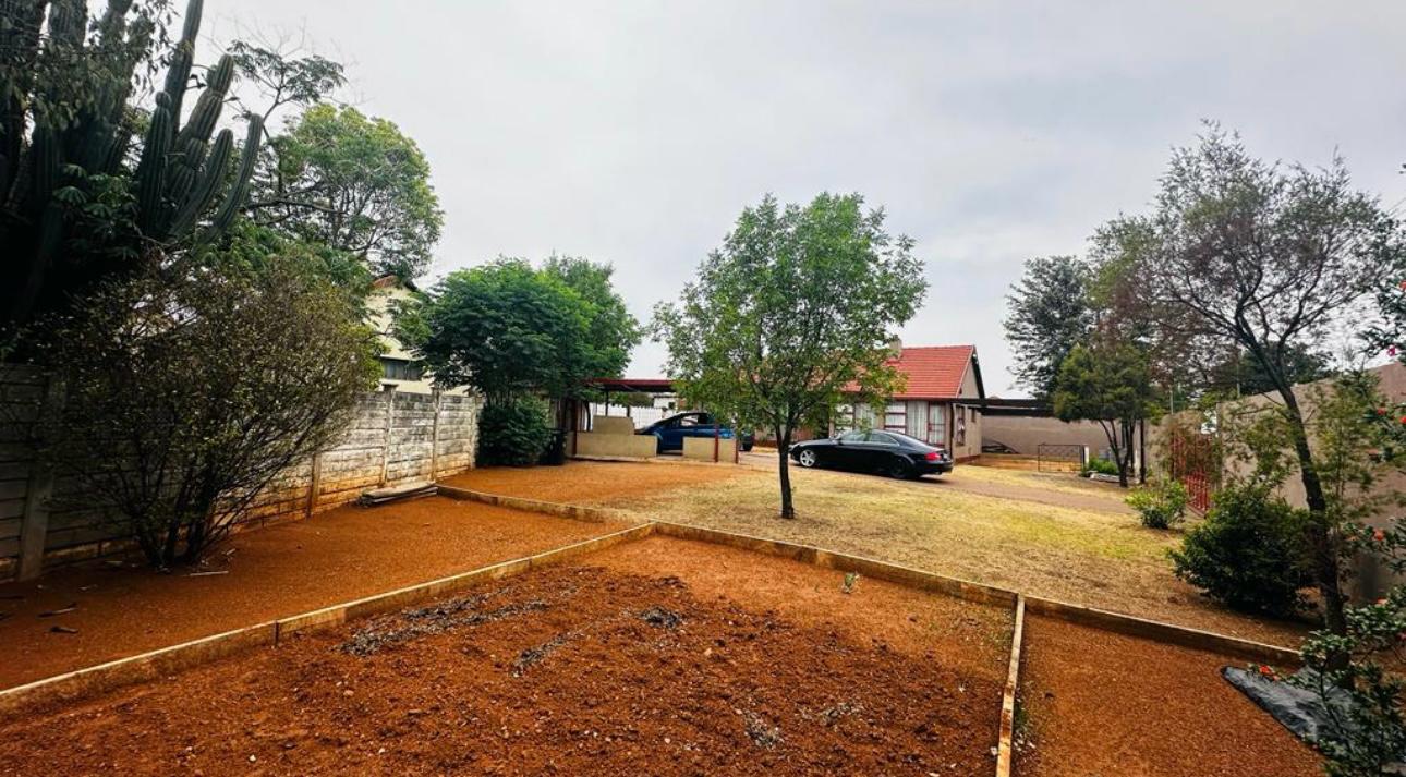 3 Bedroom Property for Sale in Roodekop Gauteng