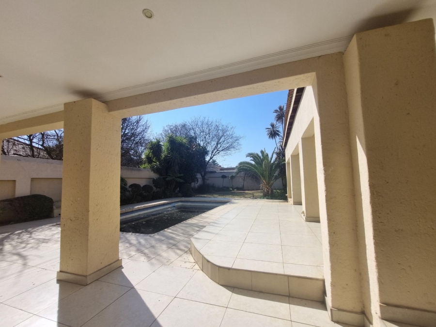 4 Bedroom Property for Sale in Highlands North Gauteng