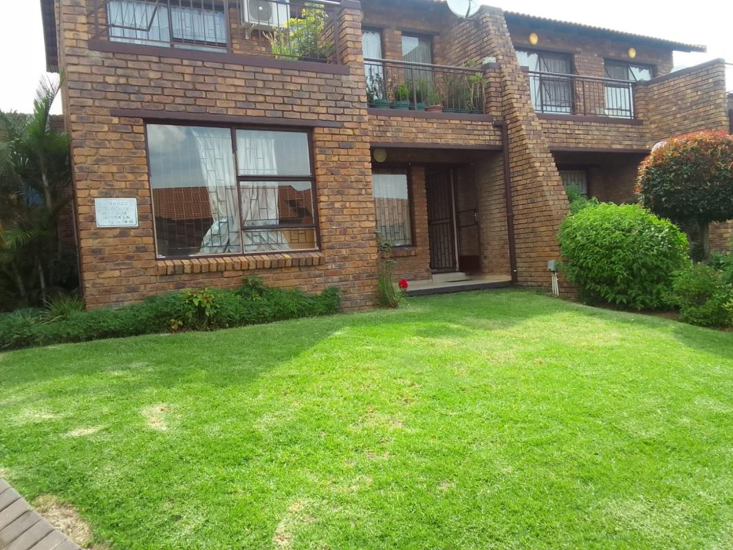 2 Bedroom Property for Sale in Vorna Valley Gauteng