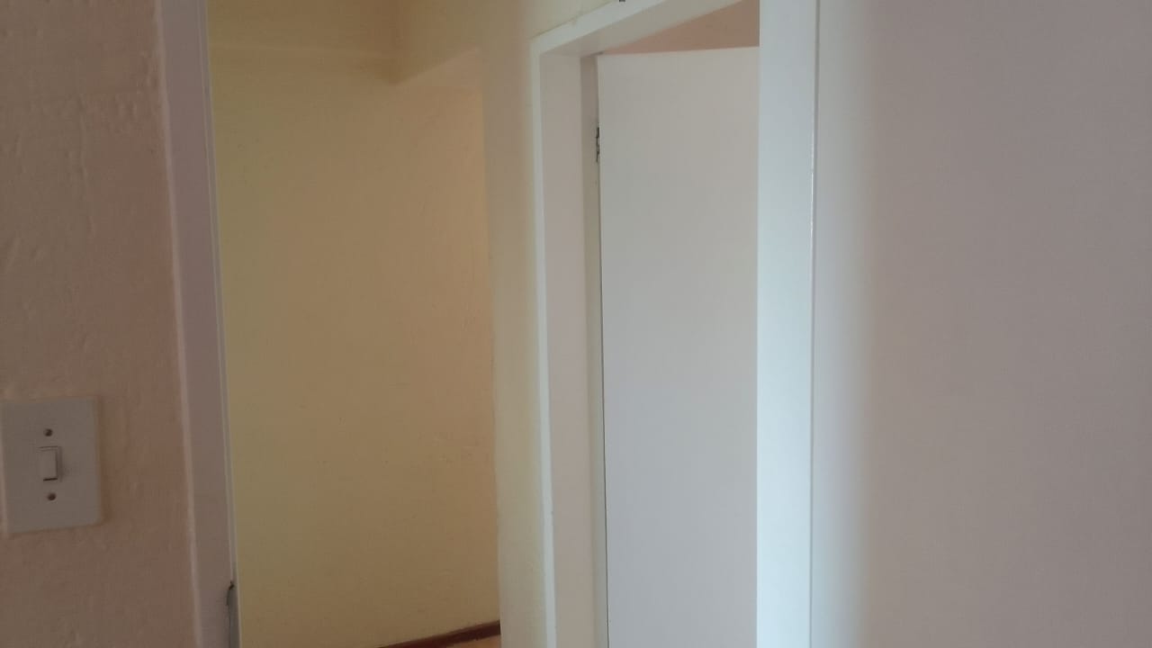 2 Bedroom Property for Sale in Vorna Valley Gauteng