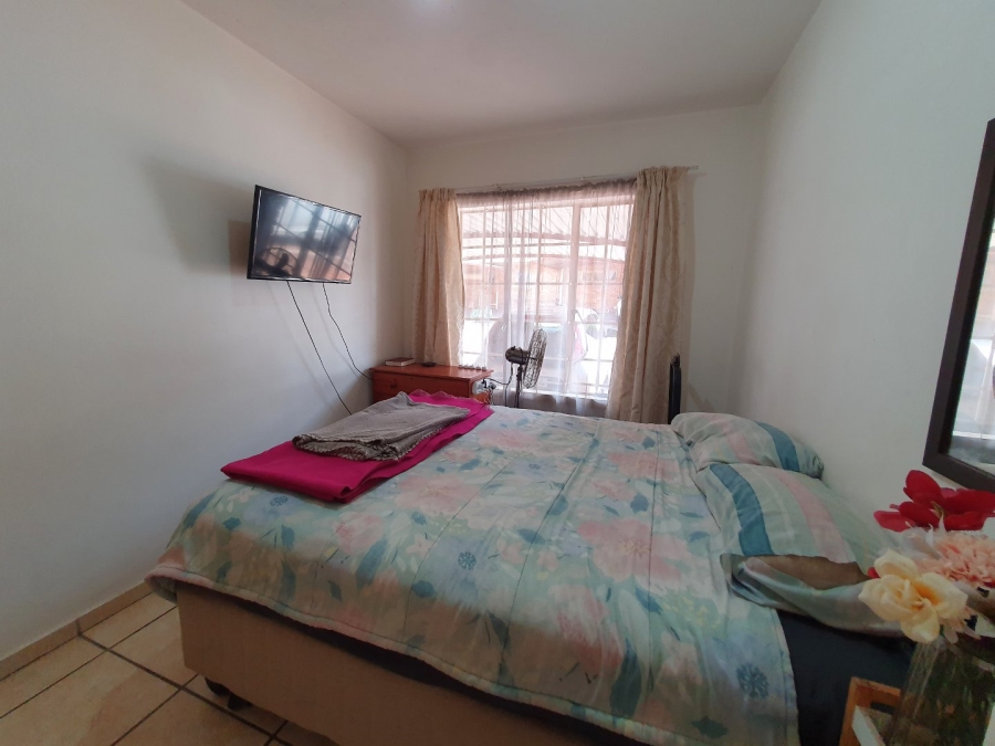 2 Bedroom Property for Sale in Mountain View Gauteng