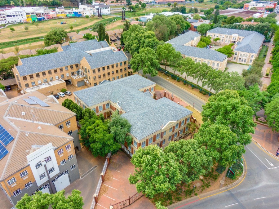 To Let commercial Property for Rent in Bruma Gauteng