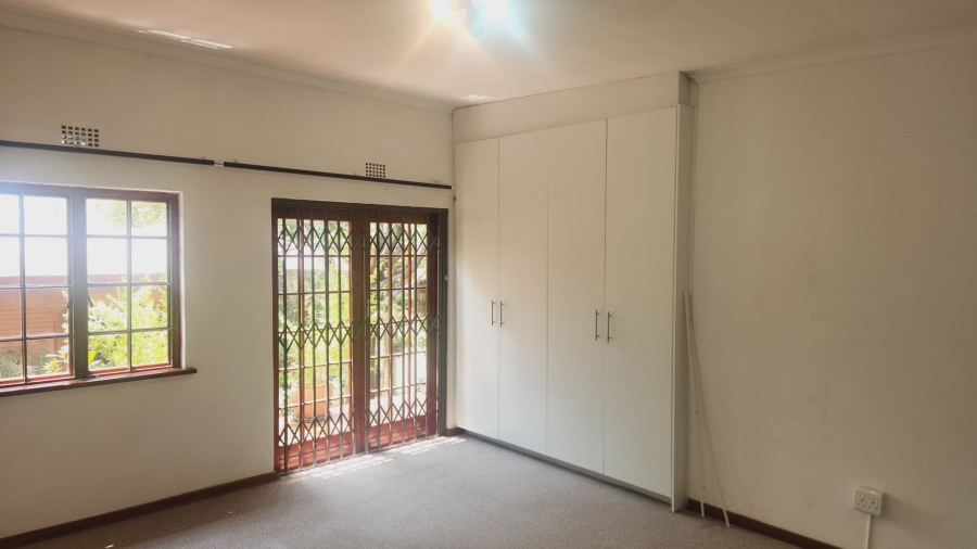 To Let 2 Bedroom Property for Rent in Chartwell Gauteng