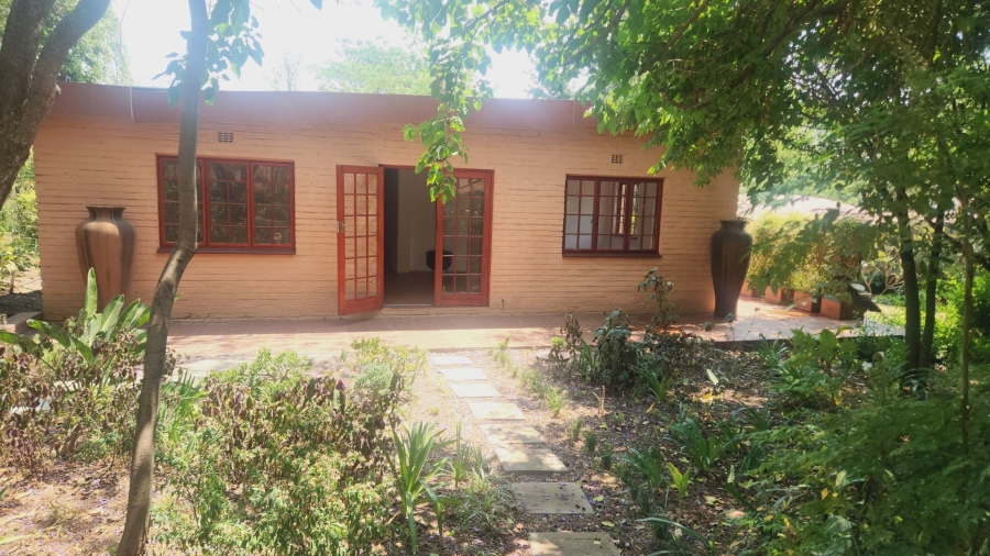 To Let 2 Bedroom Property for Rent in Chartwell Gauteng