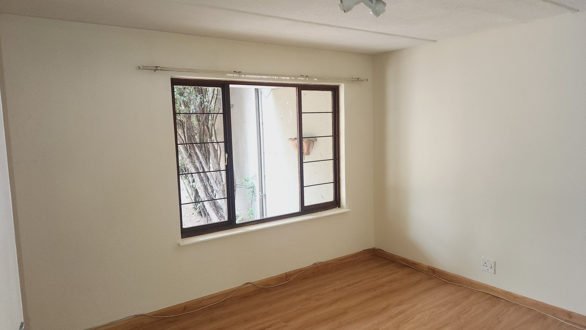 To Let 2 Bedroom Property for Rent in Sunninghill Gauteng