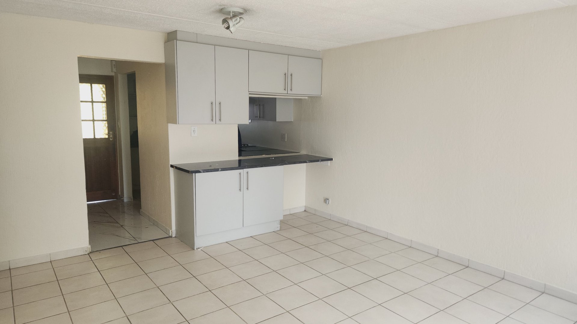 To Let 2 Bedroom Property for Rent in Sunninghill Gauteng