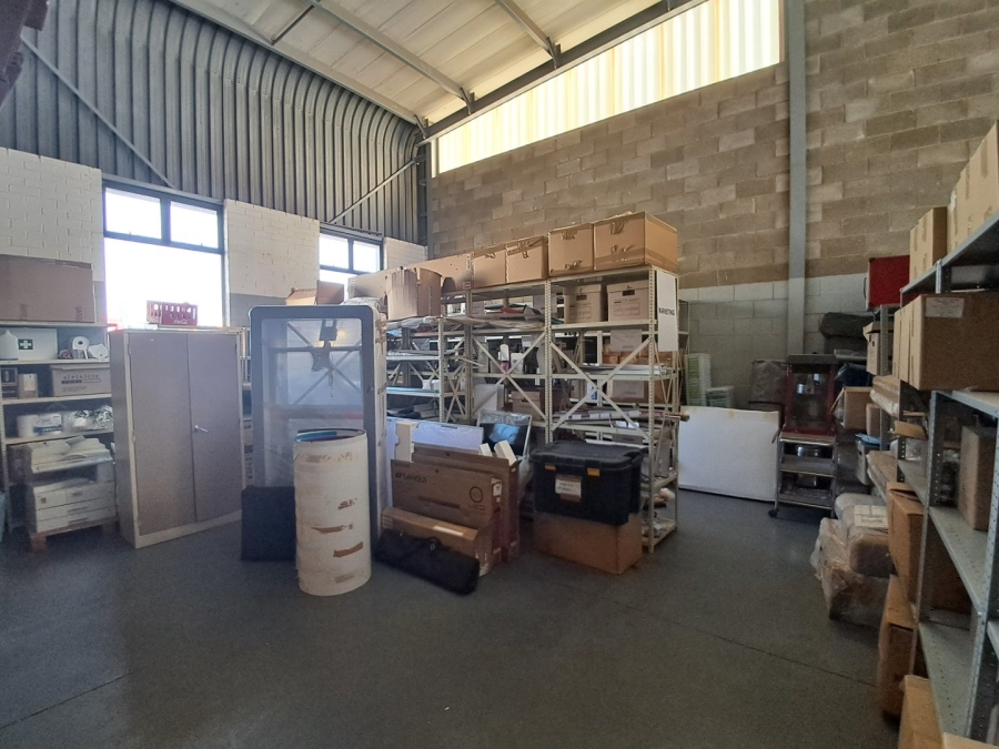 To Let commercial Property for Rent in Honeydew Gauteng