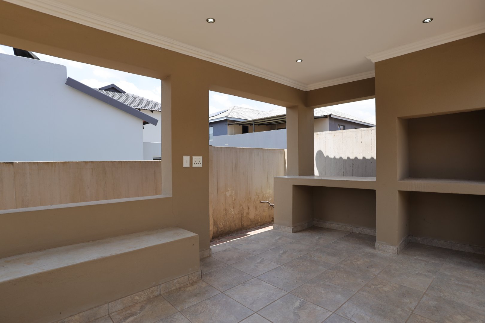 3 Bedroom Property for Sale in Ruimsig Gauteng