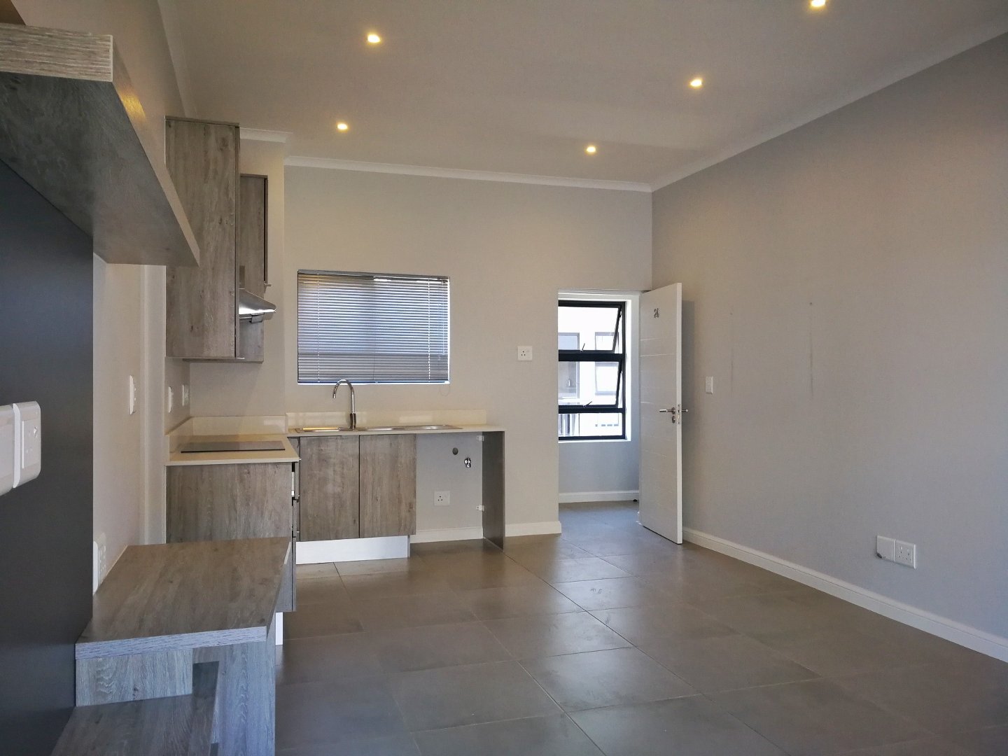 To Let 2 Bedroom Property for Rent in Morningside Gauteng