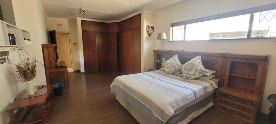 3 Bedroom Property for Sale in Verwoerdpark Gauteng