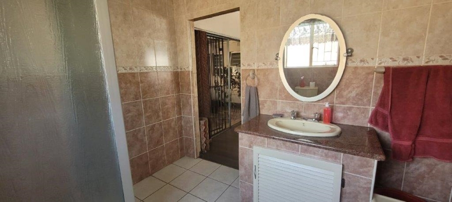 3 Bedroom Property for Sale in Verwoerdpark Gauteng