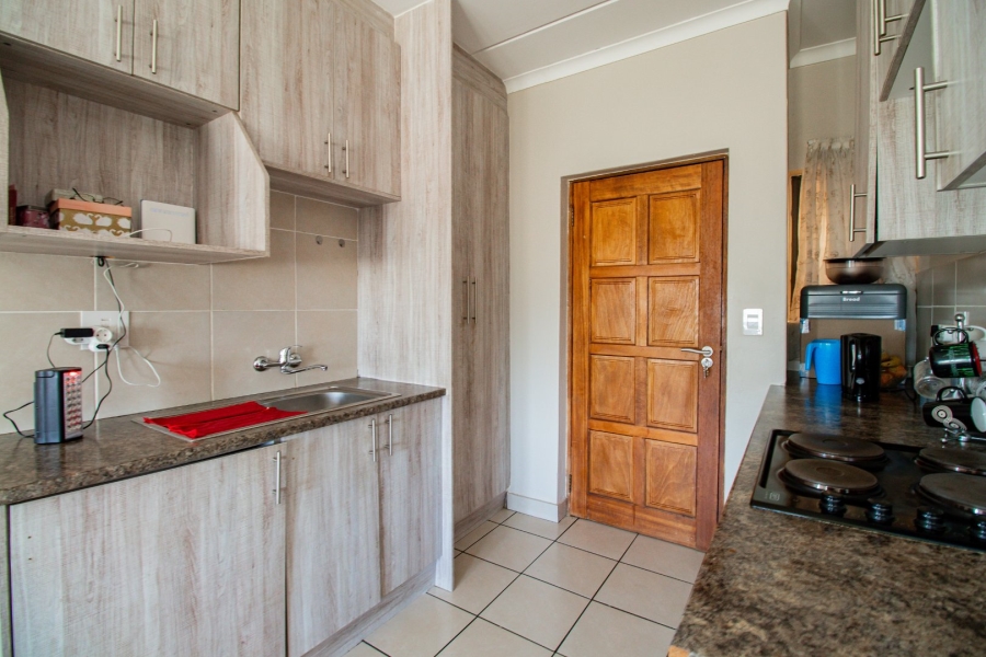 2 Bedroom Property for Sale in Brentwood Park AH Gauteng