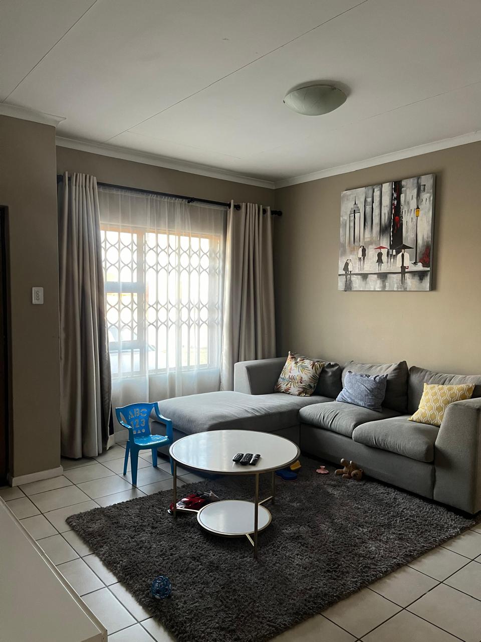 3 Bedroom Property for Sale in Sonneveld Gauteng