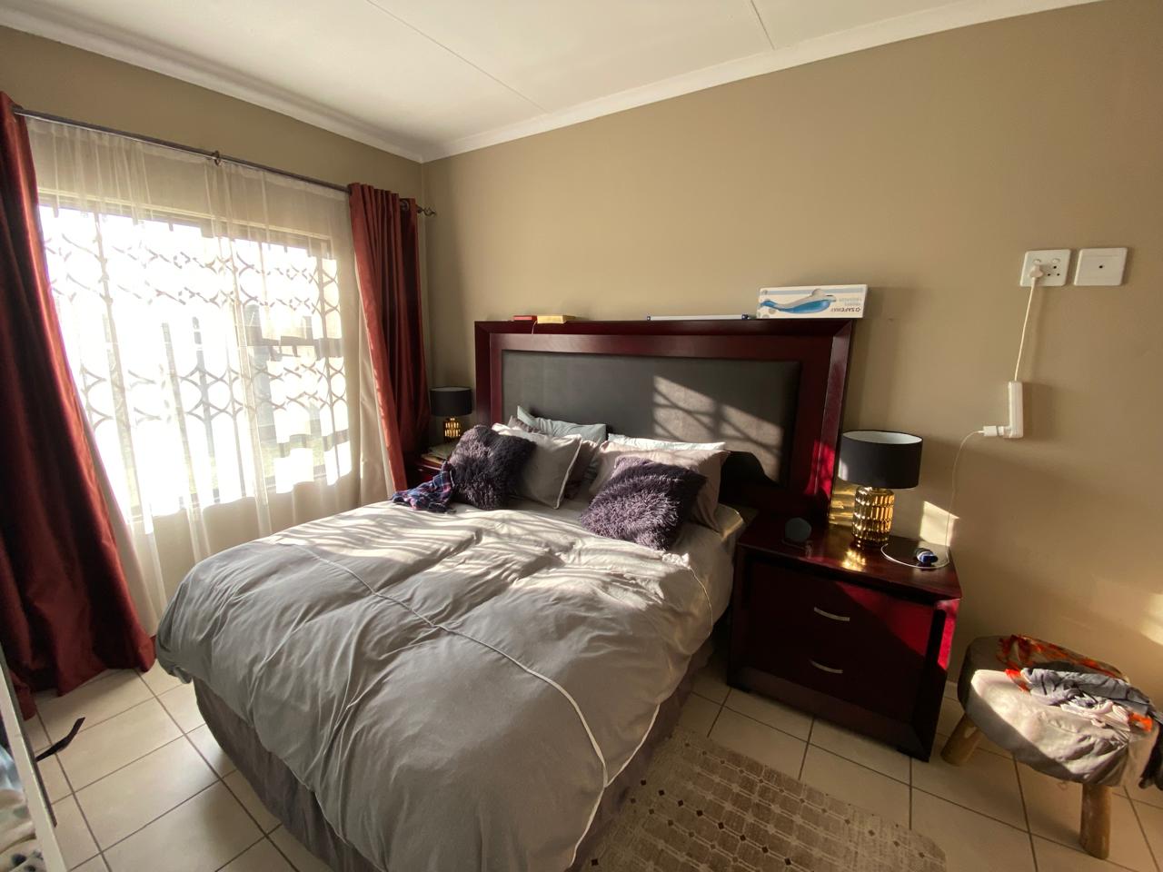 3 Bedroom Property for Sale in Sonneveld Gauteng