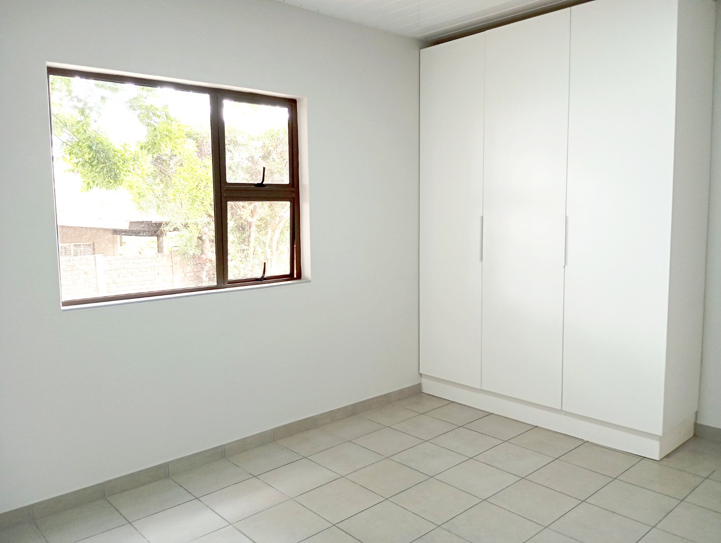 To Let 3 Bedroom Property for Rent in Florida Gauteng