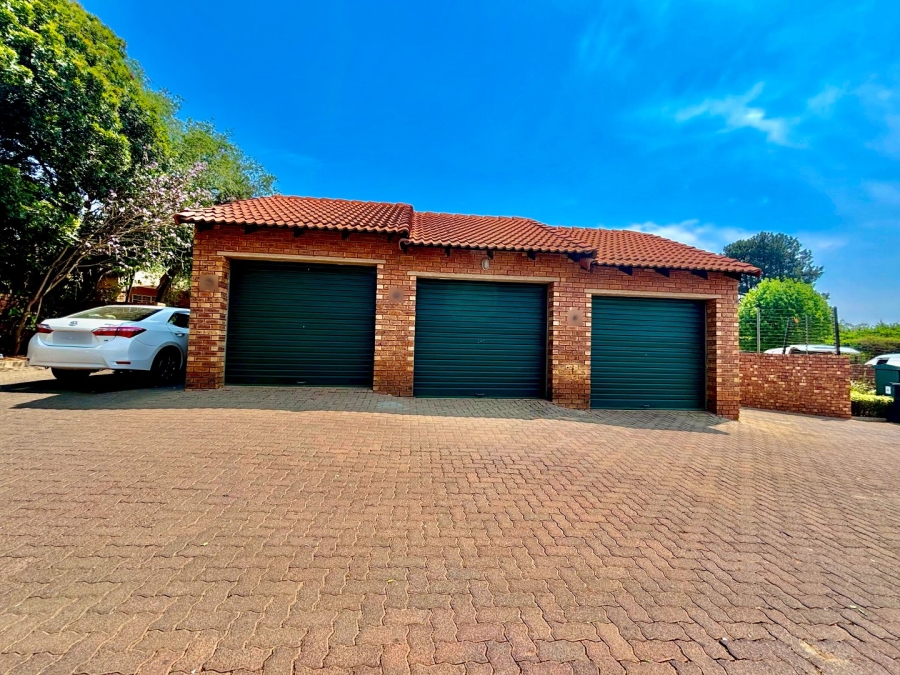 2 Bedroom Property for Sale in Moreleta Park Gauteng