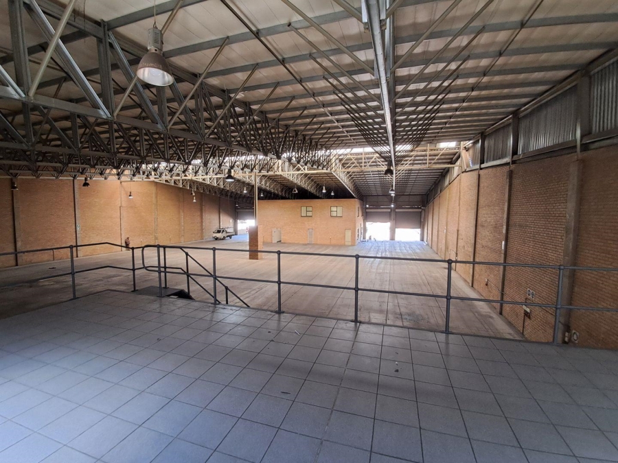 To Let commercial Property for Rent in Hoogland Gauteng