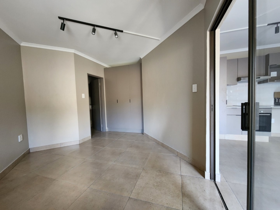 To Let 2 Bedroom Property for Rent in Bedfordview Gauteng