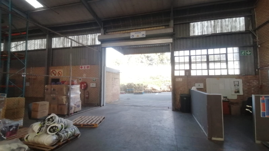 To Let commercial Property for Rent in Meadowdale Gauteng