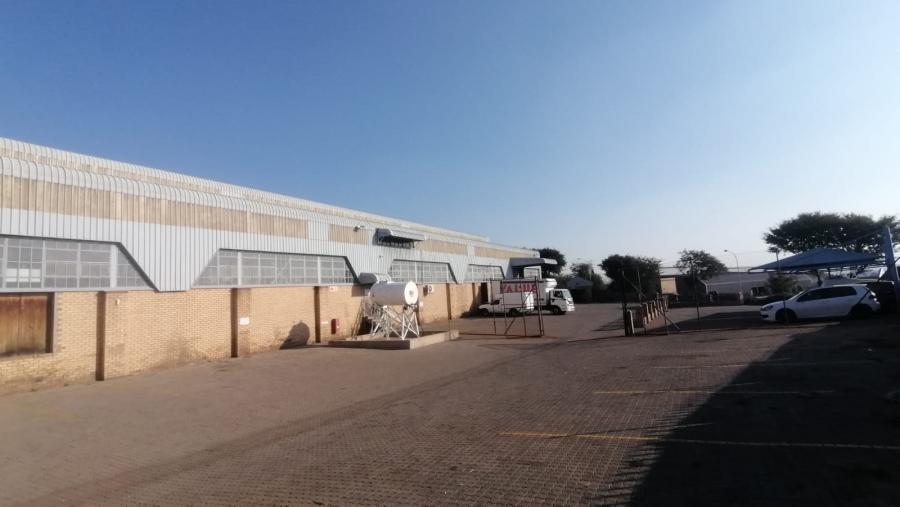 To Let commercial Property for Rent in Meadowdale Gauteng