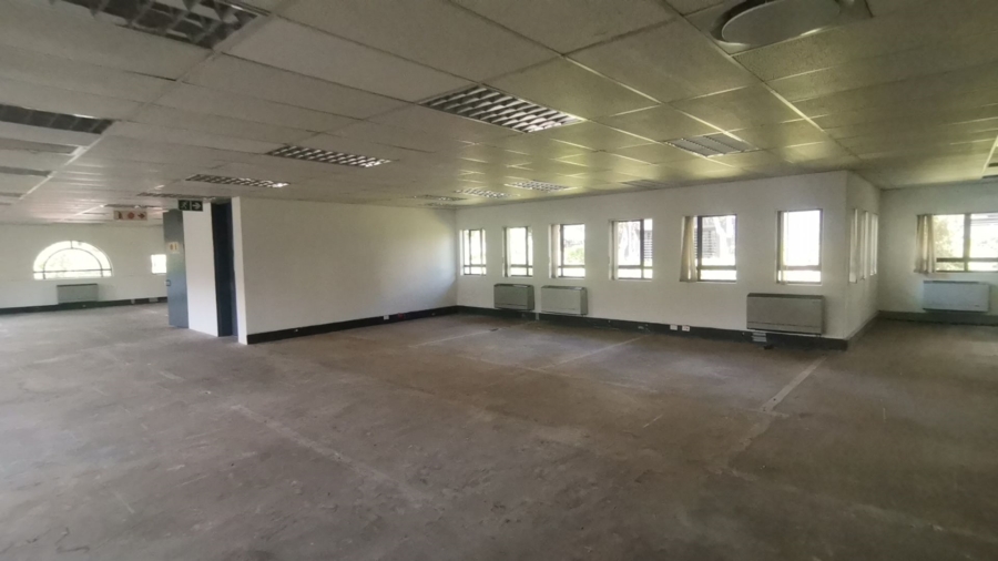 To Let commercial Property for Rent in Hyde Park Gauteng