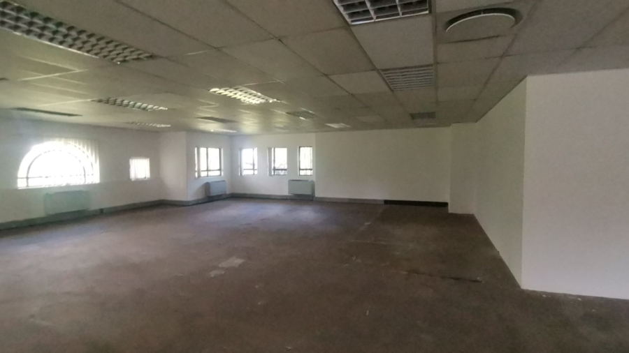 To Let commercial Property for Rent in Hyde Park Gauteng